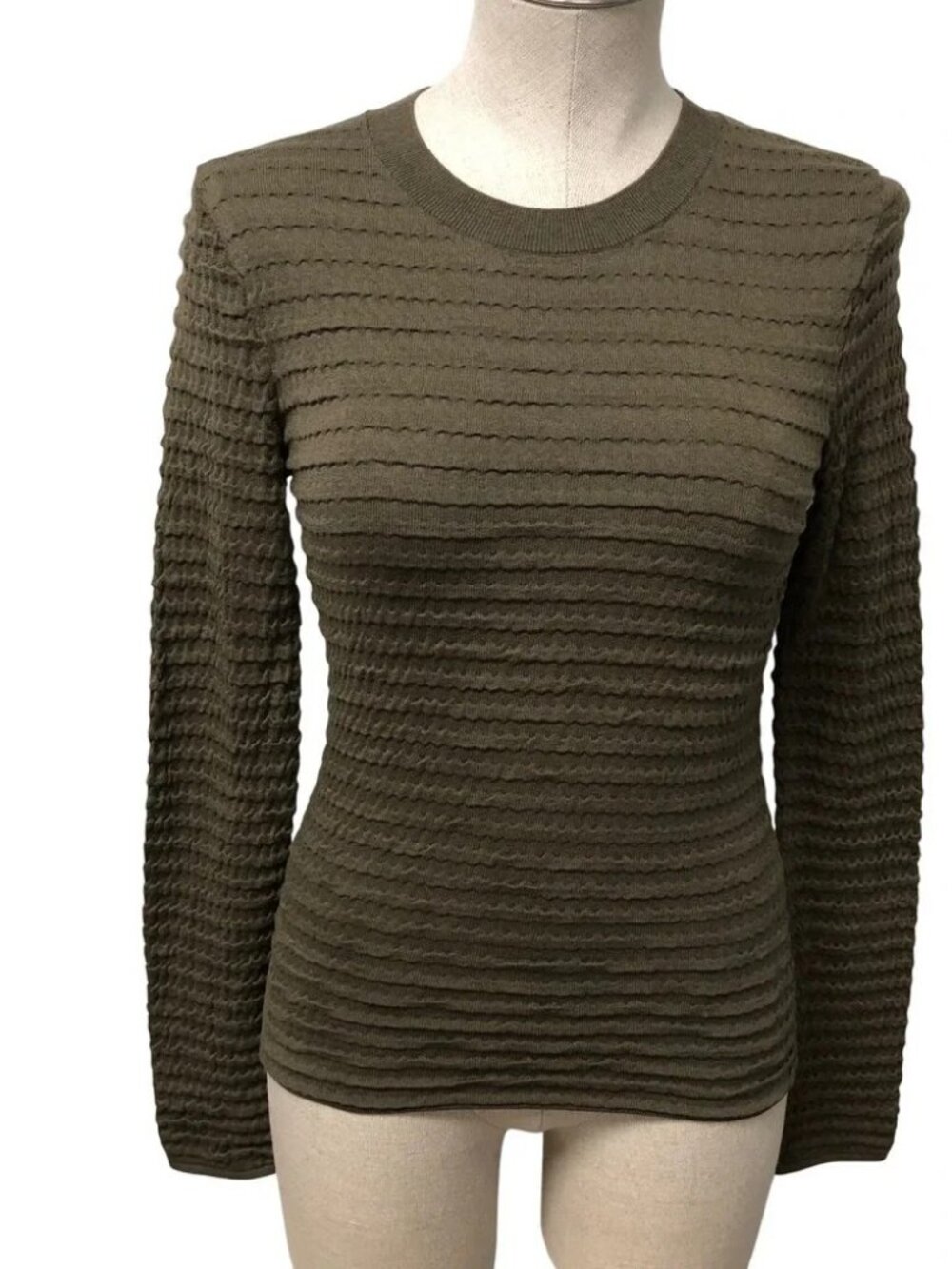 Frame Silk Blend Smocked Long Sleeve Crew Neck Top - Green - L